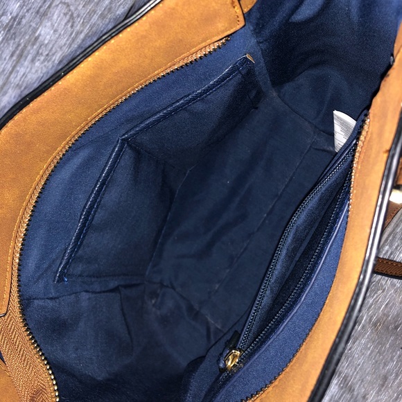 Leather and suede purse - Picture 9 of 9